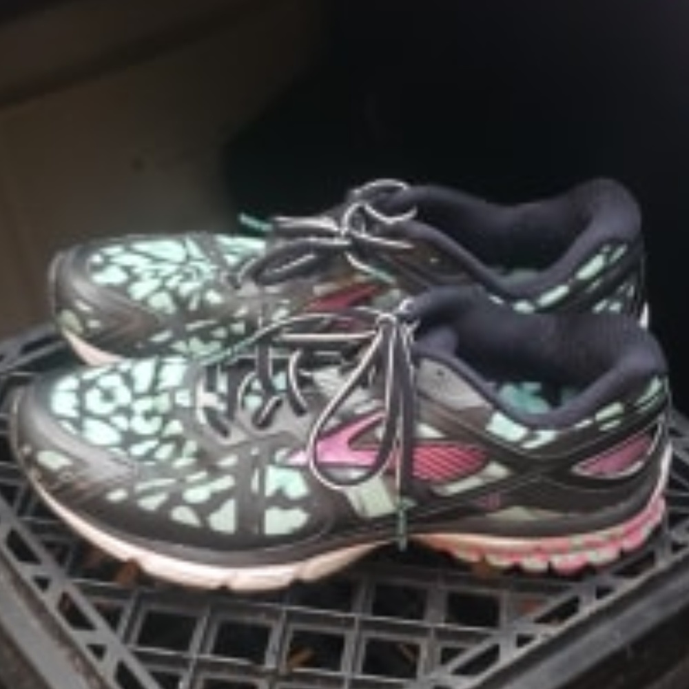 Women's Brooks Ravenna 6